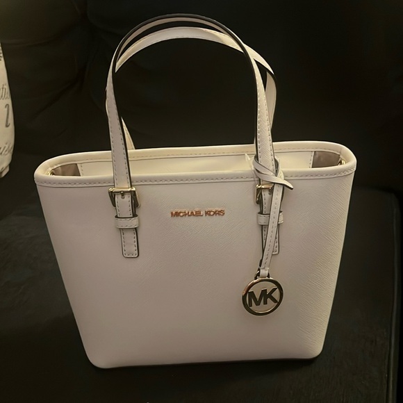 RESERVED Michael Kors Jet Set Travel Extra-Small Saffiano Leather Top-Zip Tote - Picture 2 of 7